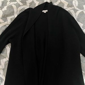 89th + madison
Black cardigan